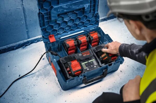Ladegerät EXPERT EXAL18V2-320 BOSCH – Bild 3